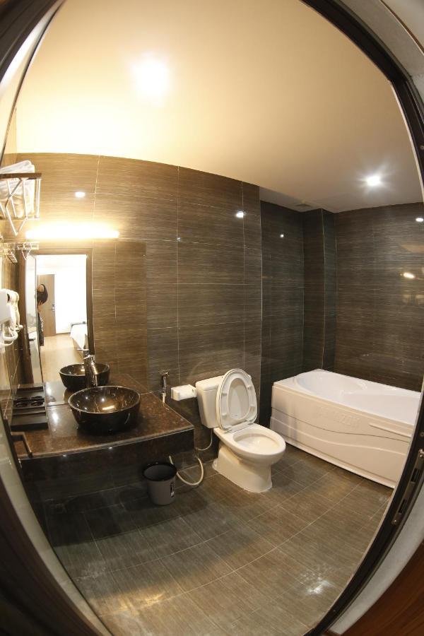 Bao Ngoc Diamond Hotel Cao Bang Zewnętrze zdjęcie